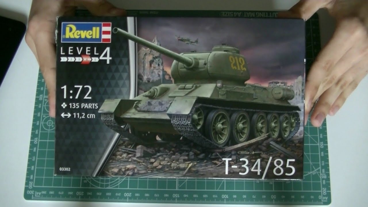 Montage Revell T 34-85 1:72 by Thomas Benavent