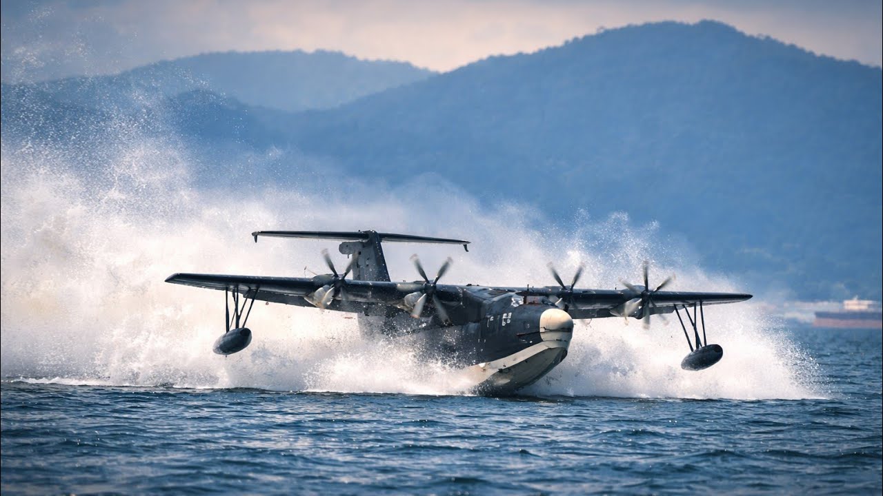 INSANE Water Takeoff! US-2 Amphibious Aircraft in Action ✈️🌊