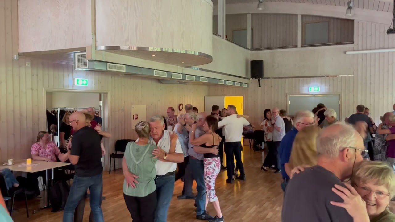 Together again  med Alan Johansen på tirsdagsdansen 29.8 Dansnytt Egil R Låt av Vince Gill/ Franklin