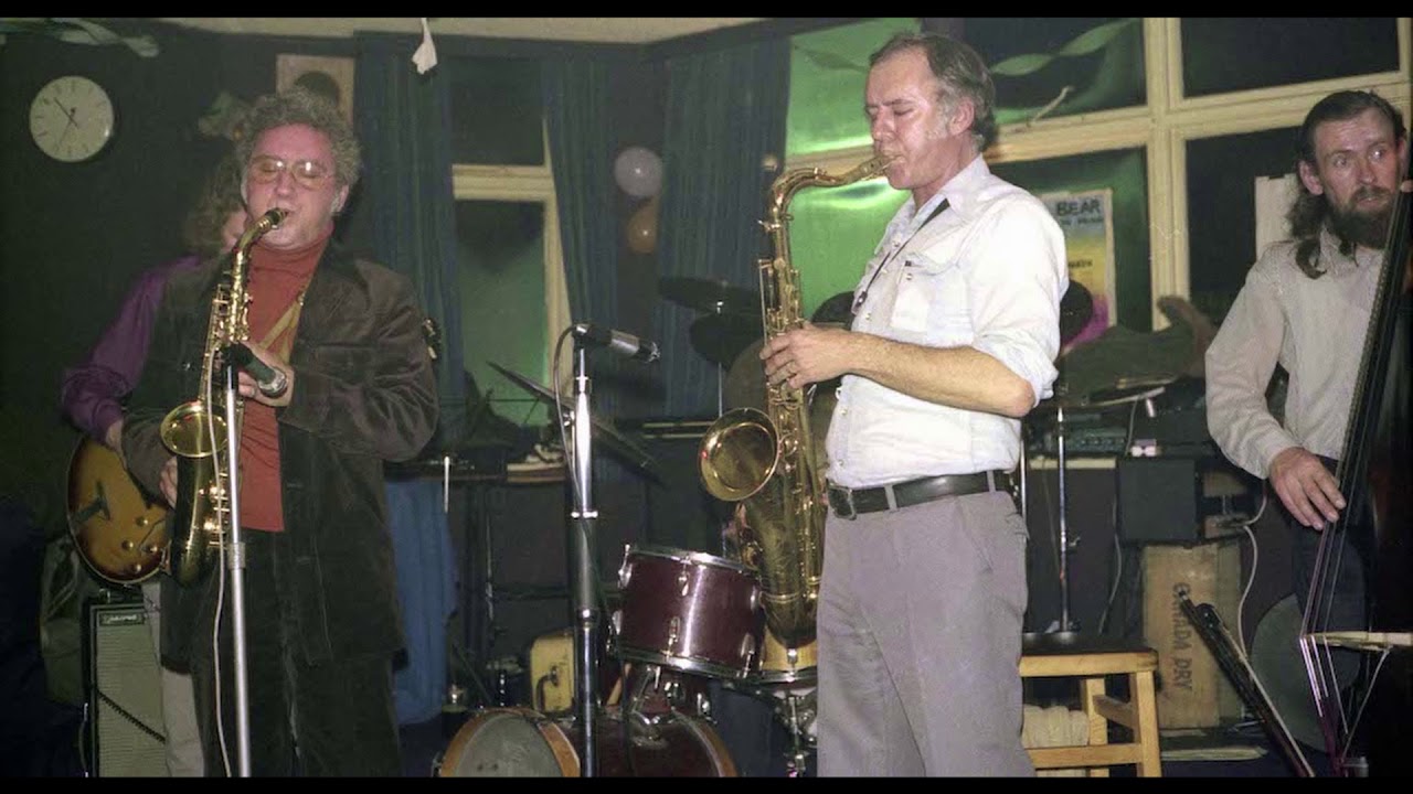 Warne Marsh & Lee Konitz - Bach, Two Part Invention No.13 (live)