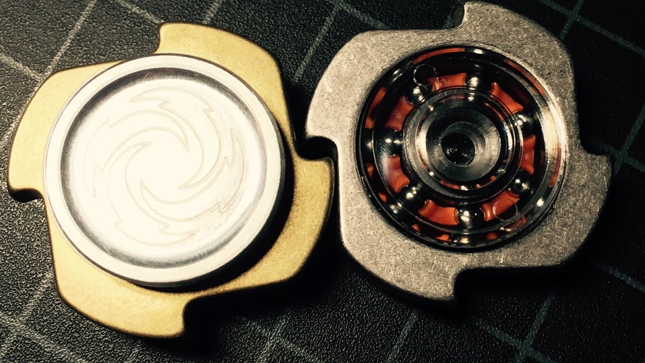 Yardwerx Dab fidget spinner review: Brass and Raw edition hand spinners