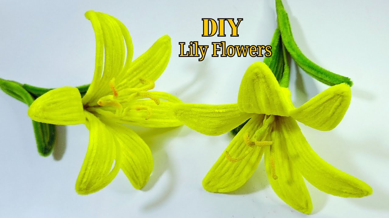 How to Make a DIY Lily Flower with Pipe Cleaners