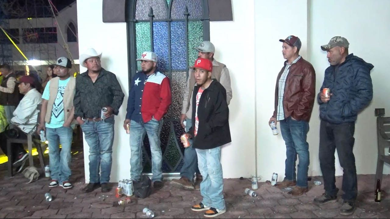 12 de Diciembre del 2023 por la Tarde - Banda Corona de Michoacán en Santa Clara, Michoacán!