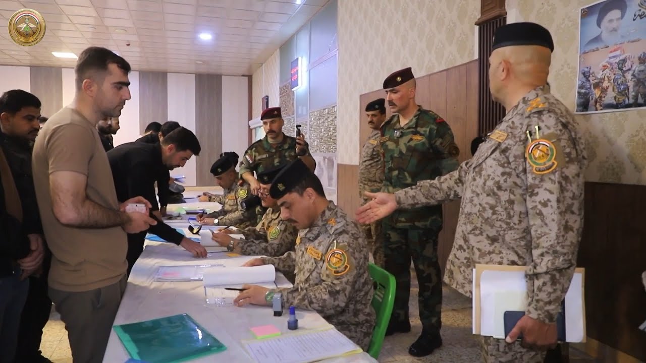 رئيس الأكاديمية العسكرية يشرف على المقابلات الخاصة بالدورة التأهيلية (٨٩)