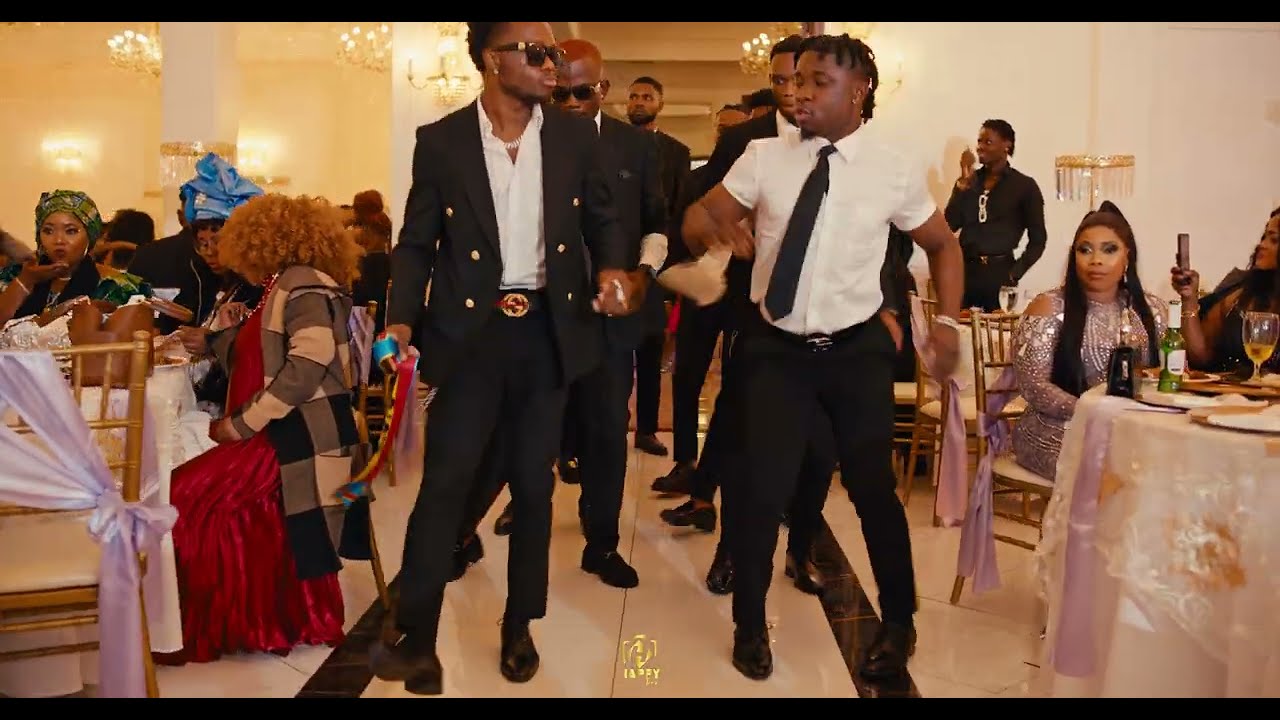 GAEL & LABLONDE GROOSMEN CONGOLESE WEDDING ENTRANCE
