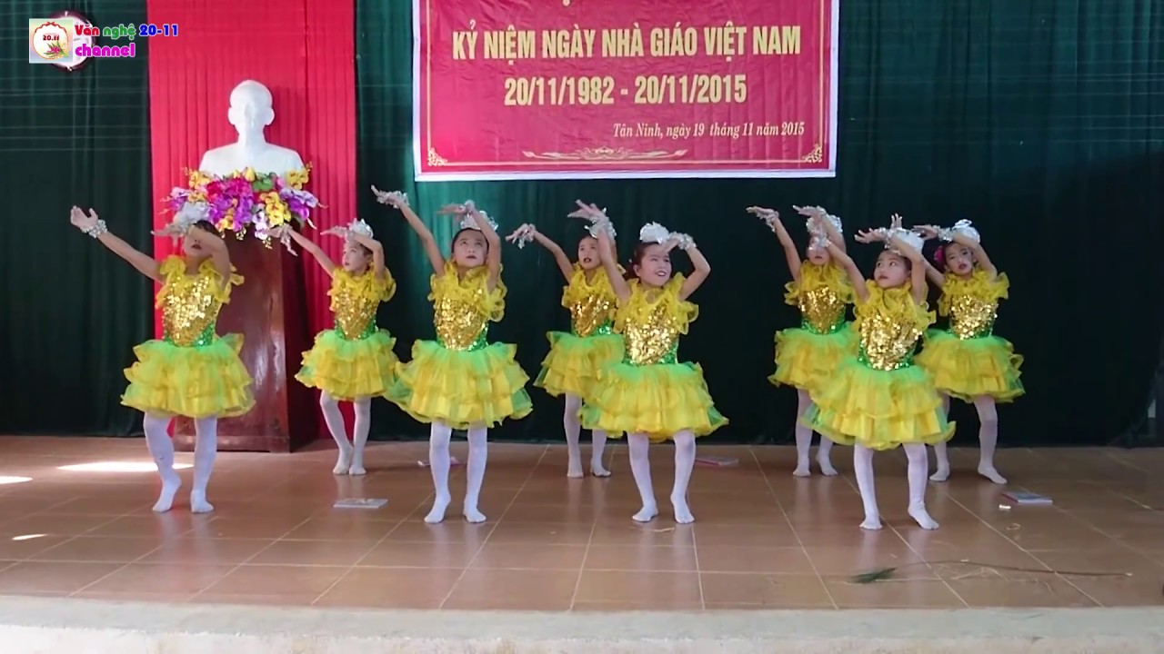 Múa Thầy cô cho em mùa xuân - học sinh Tiểu học