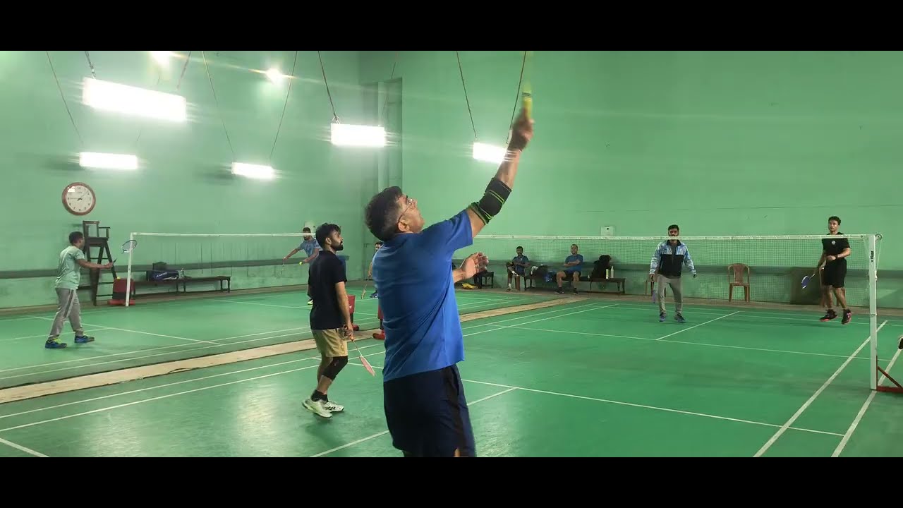 (1296) Professor & G-One vs. Sir Divakar & Abhishek (High Intensity Game) #badminton #doubles #iitr