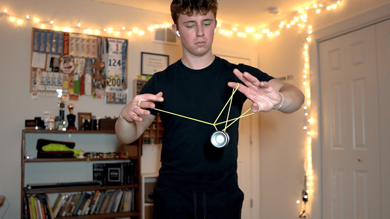 4 minutes of yoyo tricks synced to music