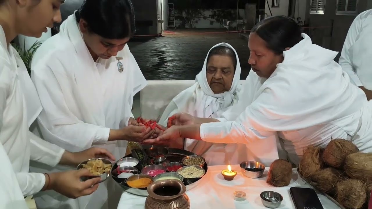 Holika dhan program | Shiv Shakti Sarovar Retreat Centre |