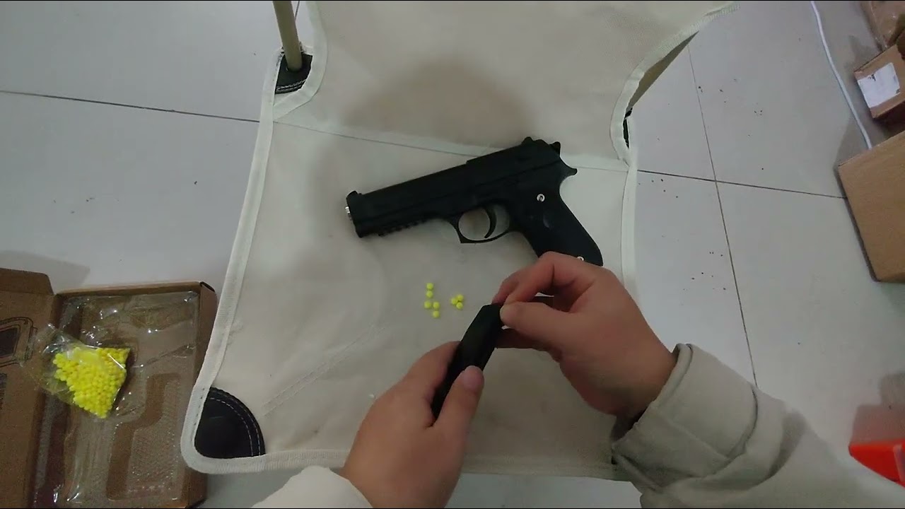 $2 toy gun with 500 nostalgic game bullets