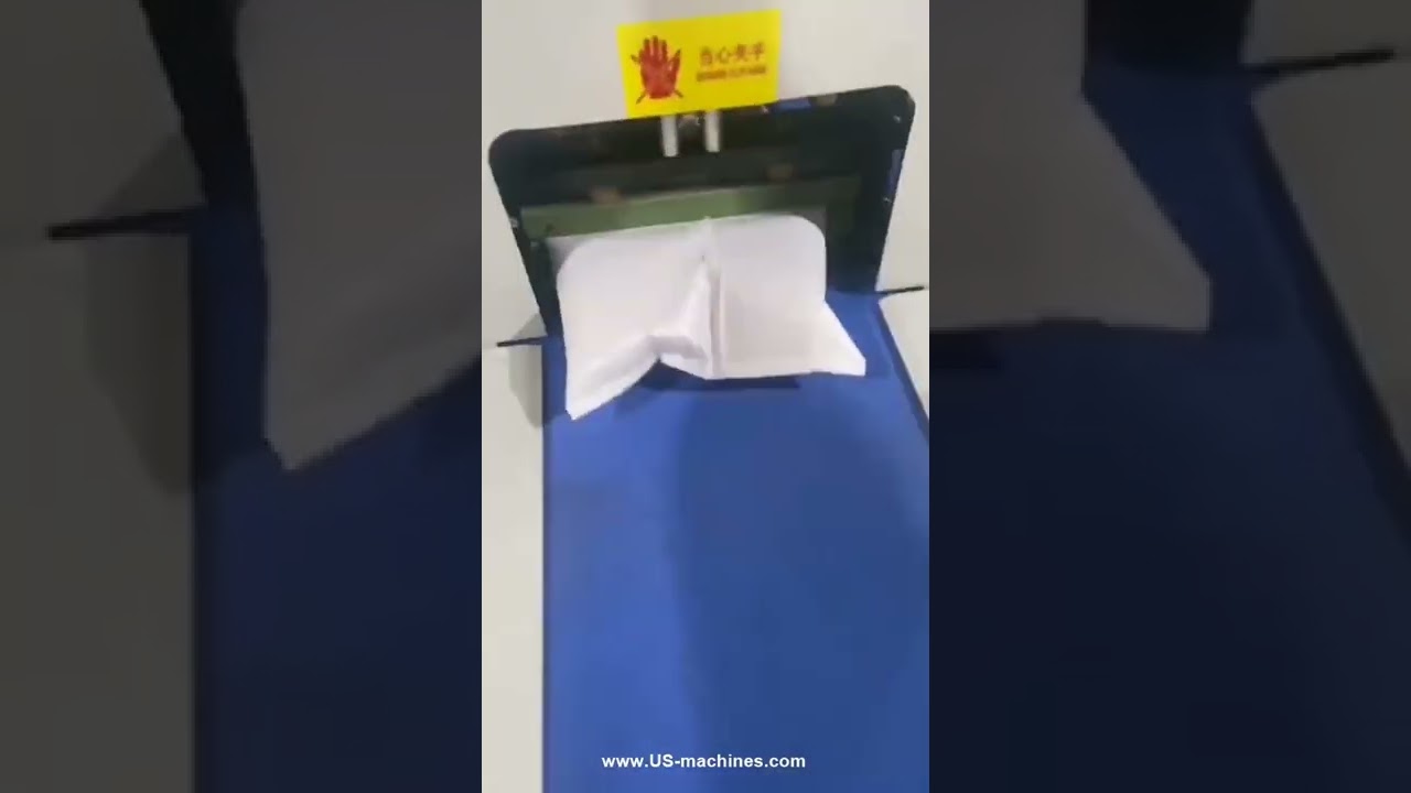 Automatic shipping bubble film pillow bag packaging machine for online business
