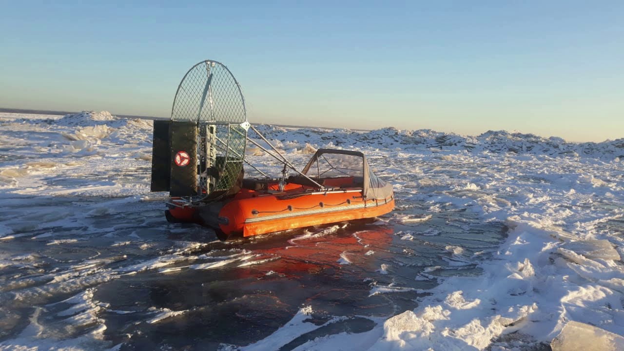 Аэролодка по торосам, 1 трескучий лёд на море. Складная аэроустановка Ураган.  Airboat ice hummocks