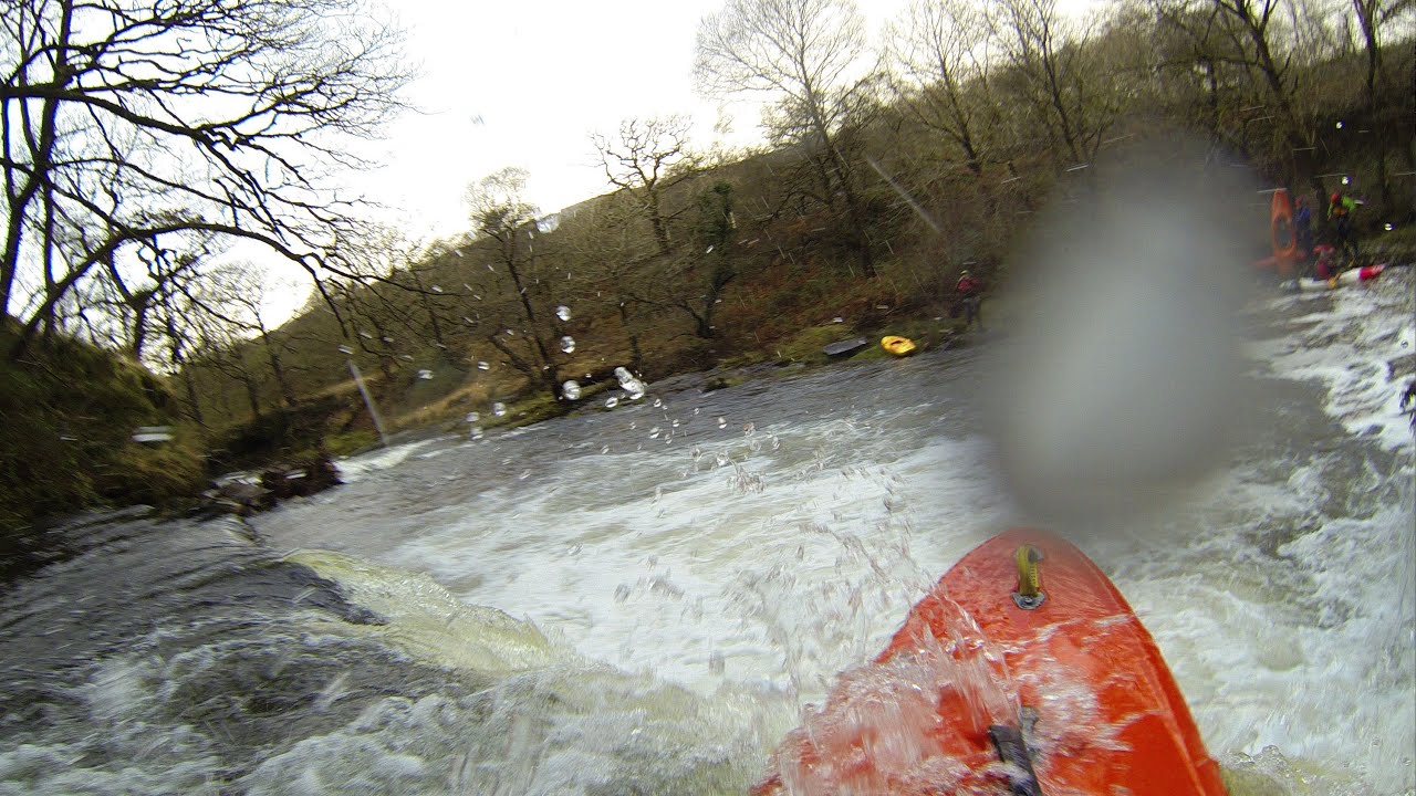 Afon Tawe, Glyntawe to Abercraf, North Avon Canoe Club, Friday 27th December 2013