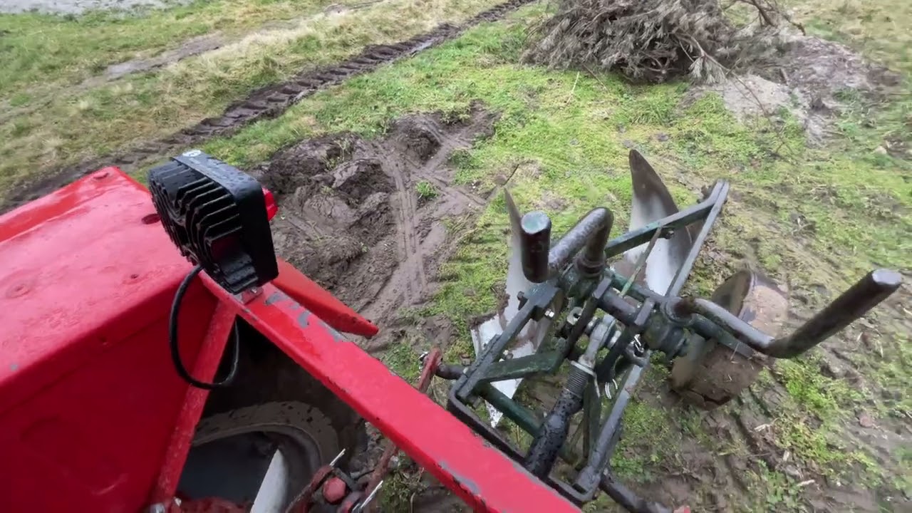 Władimiriec T-25 TO BYŁA TRAGICZNA ORKA 🌾🚜