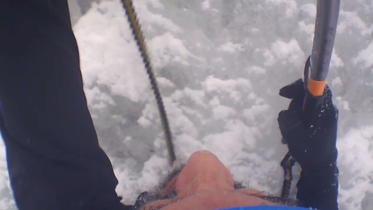 Solo plezanje Lušev graben drugi ledeni skok #soloclimbing #icesoloclimbing #ice #iceland 