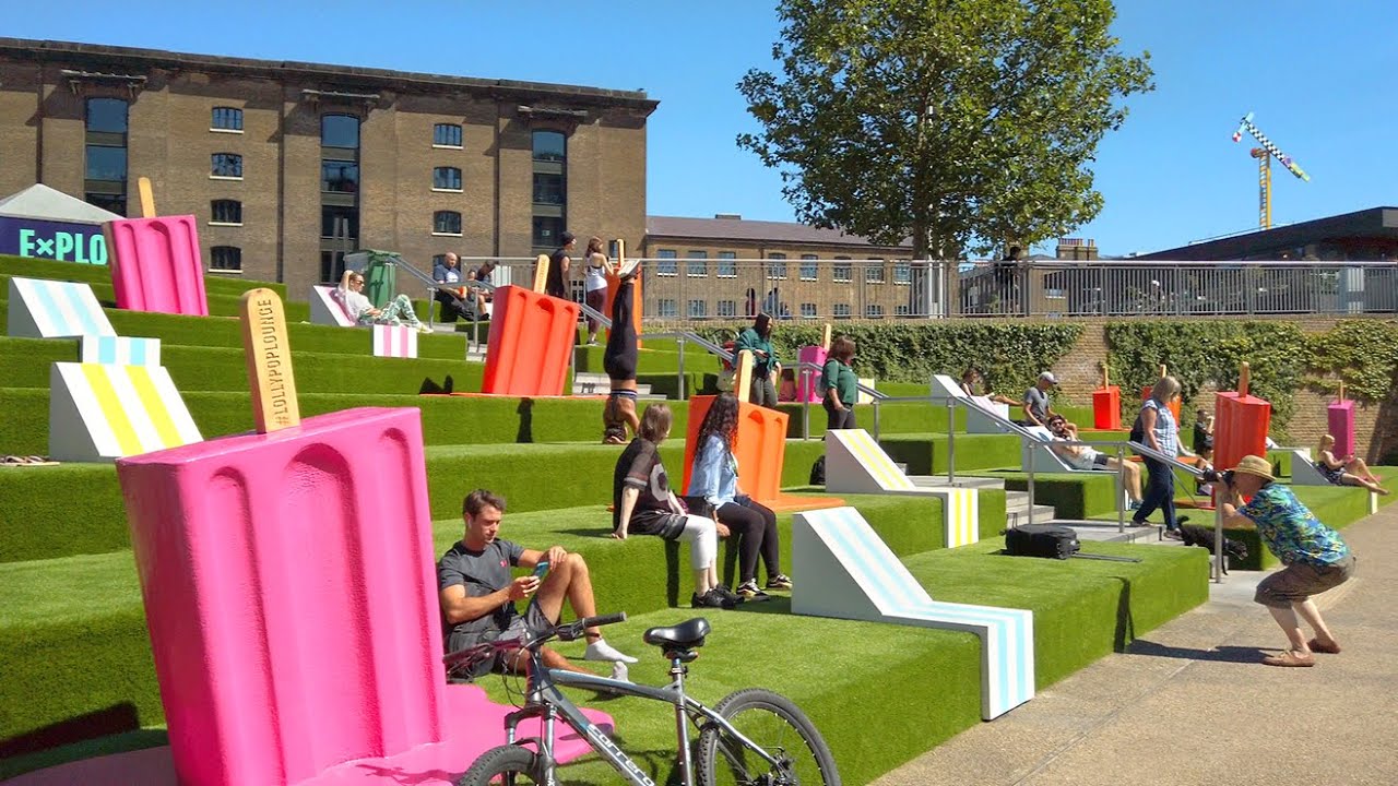 Summer in London, King's Cross Walk - Granary Square and Coal Drops Yard