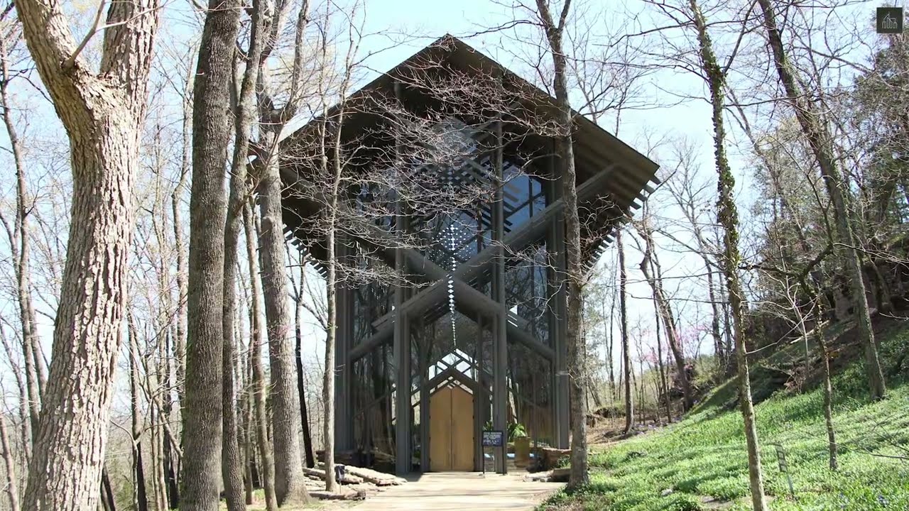 Thorncrown Chapel: A Heavenly Glass Sanctuary in the Ozark Mountains