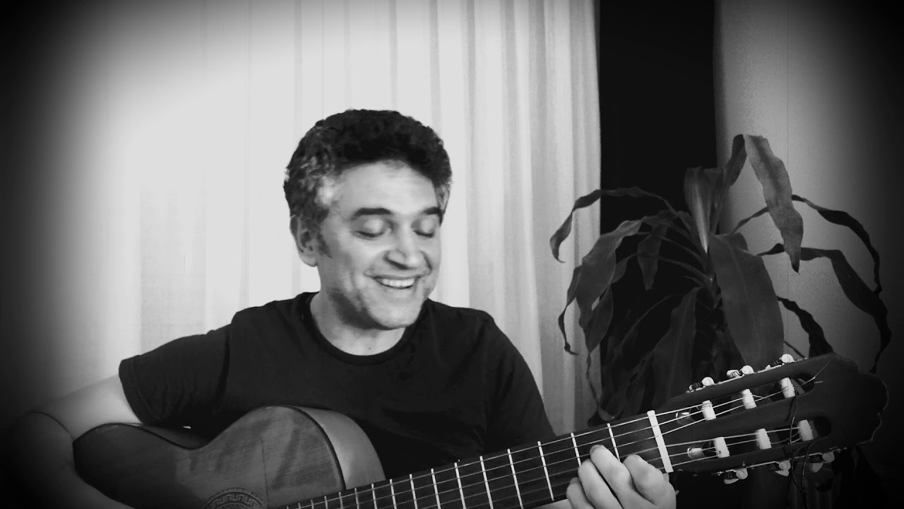 Özgür Ay - Fincanı Taştan Oyarlar (Türkü)