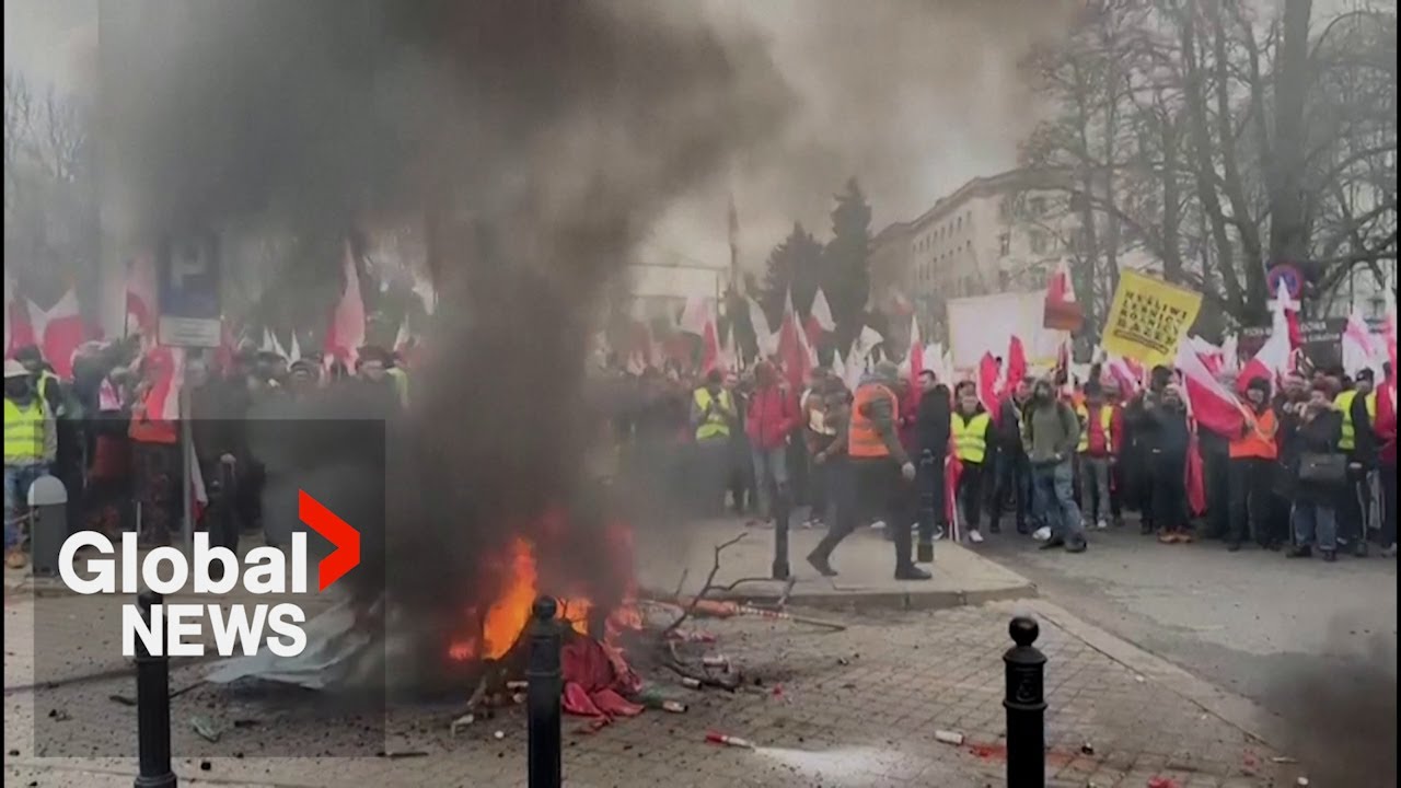 Polish farmers clash with police as Warsaw protest turns violent