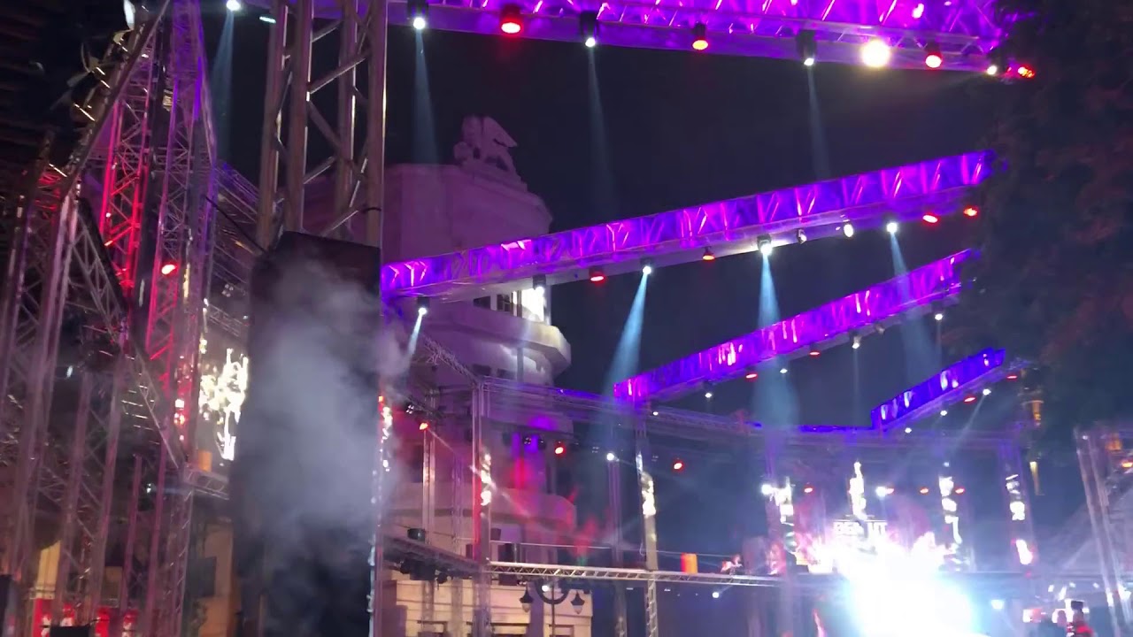 Beirut Nejmeh Square (Place de l'Étoile) New Year  2018/2019 Downtown Beirut (Party and Firework)
