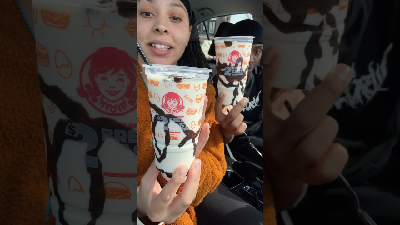 Wendy’s New Girl Scout Thin Mint Frosty!(They Made It Better!)