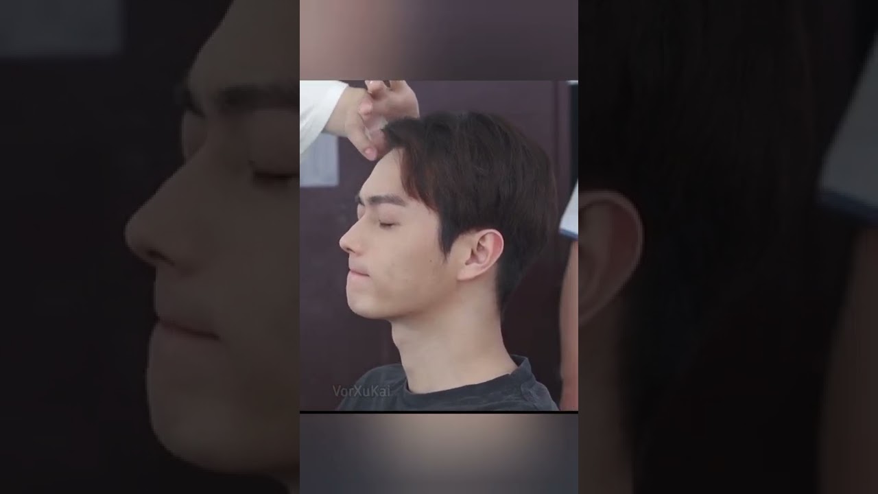 see XuKai bareface before make up for vlog. so handsome