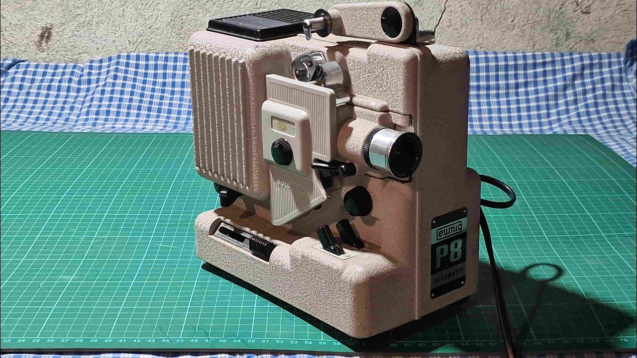 Projector Eumig P8 Automatic Teardown