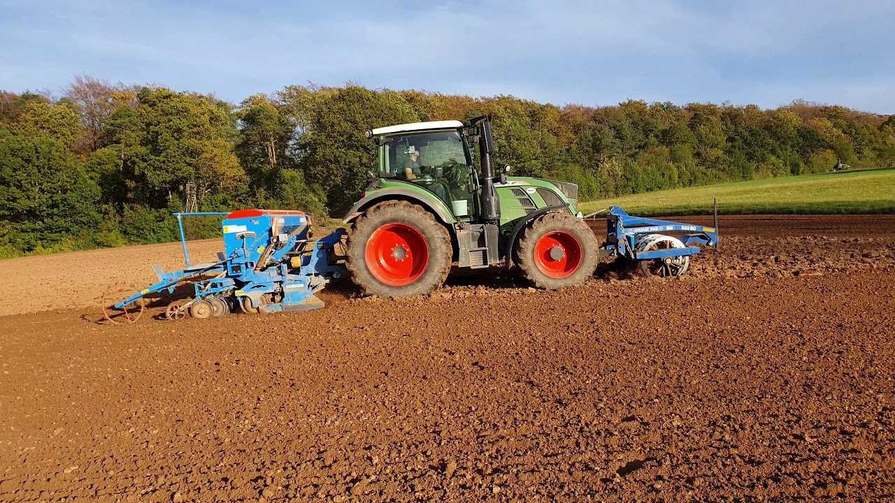Weizen Säen 2019 mit Fendt Vario 516 und Lemken Saphir 7