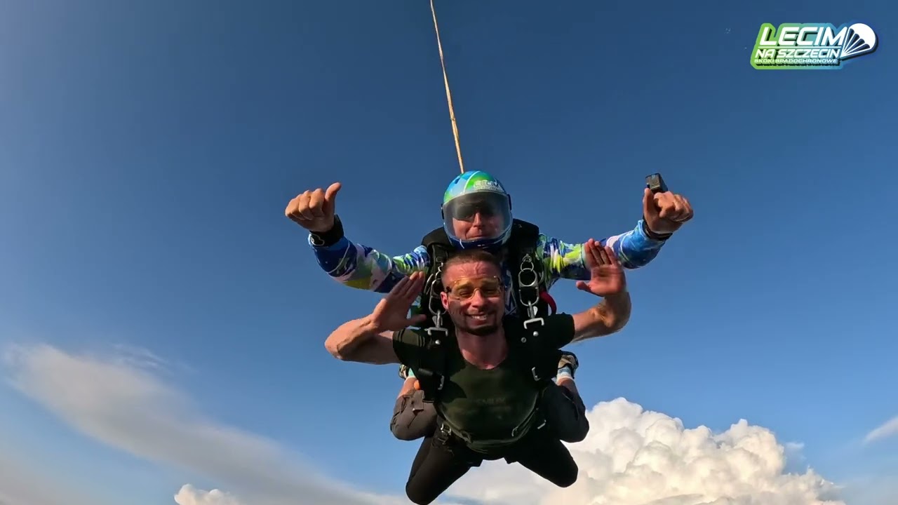 Прыжок с 4000тыс метров сделан ✅ jump from 4000 thousand meters done👌