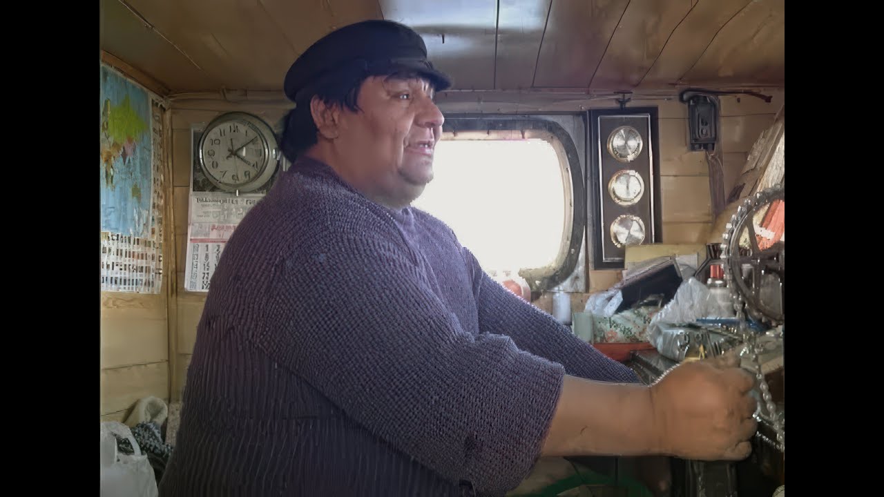 Alberto Caro, Pescador y Navegante