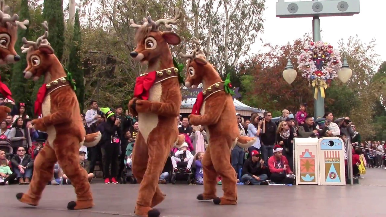 A Christmas Fantasy Parade 2016 - Disneyland Park Holiday Character Cavalcade