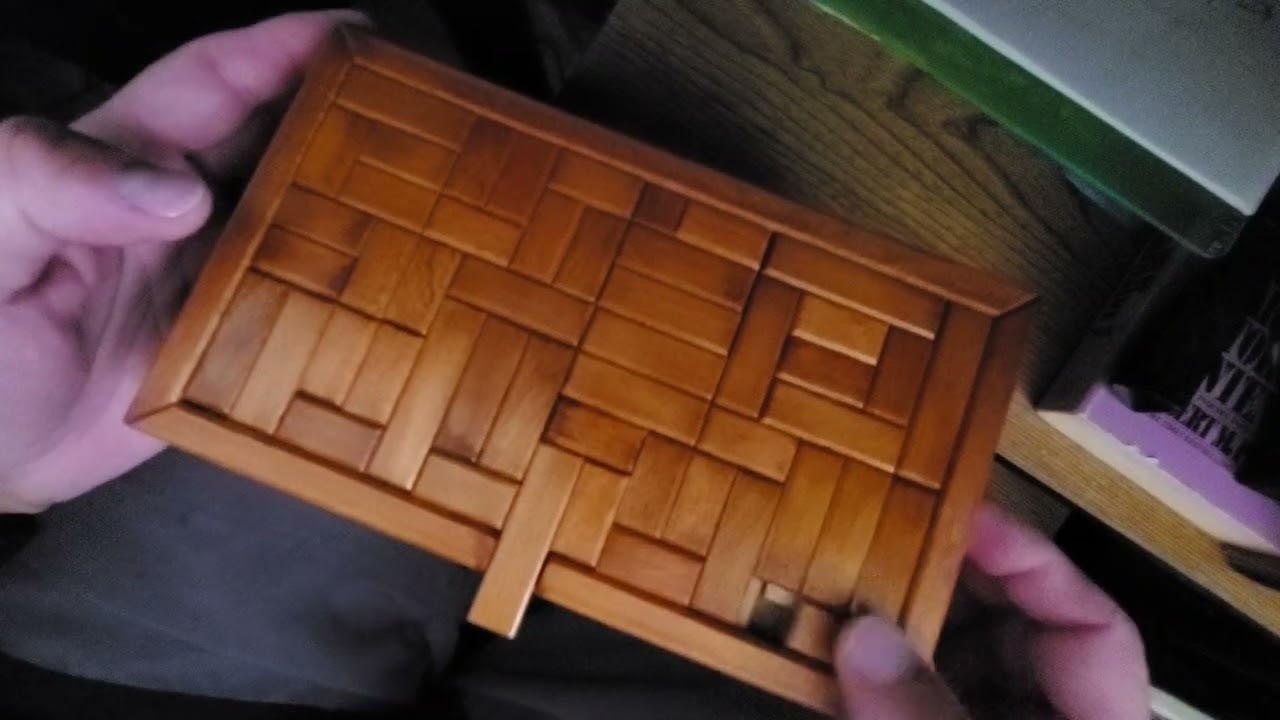 Onietoiy Wooden Slider Puzzle Box
