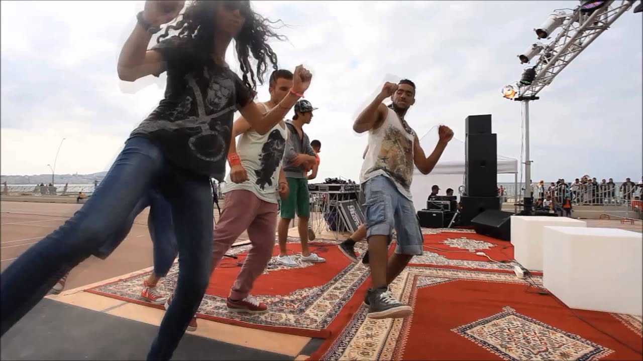 Festival des arts de la rue de tanger - Groupe Here We ART! - HEM Tanger