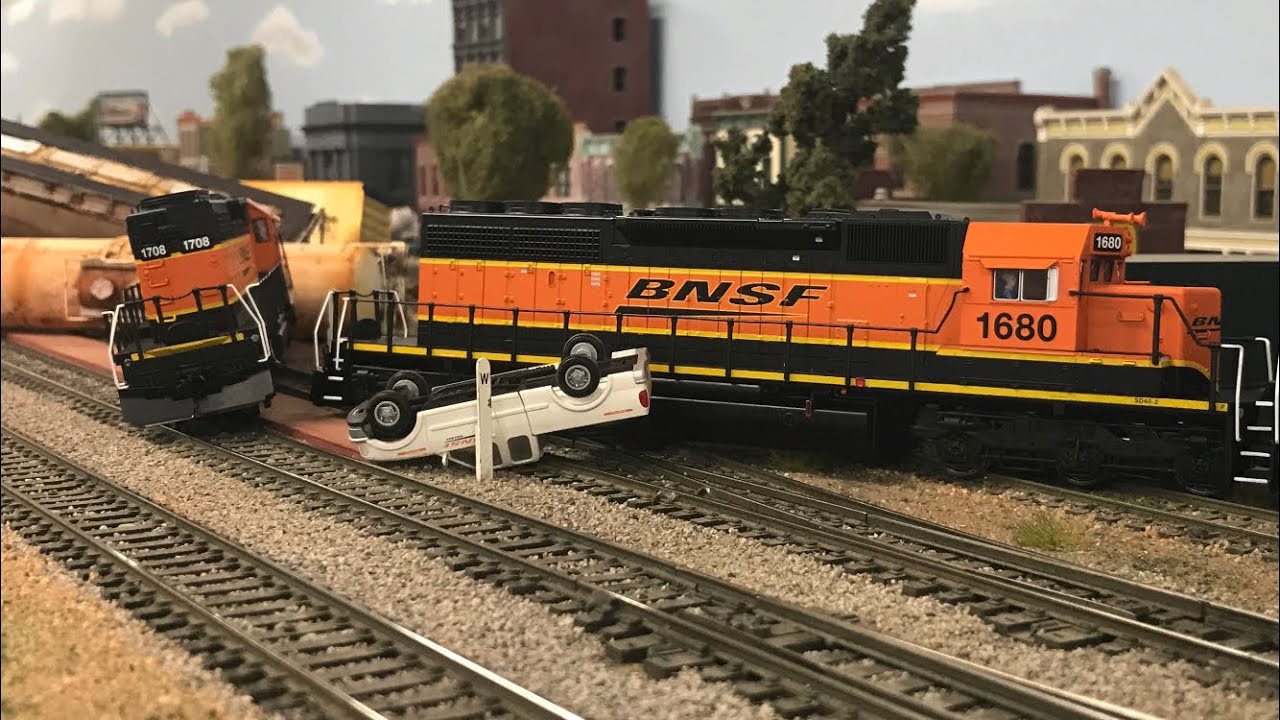 Ho scale train crash