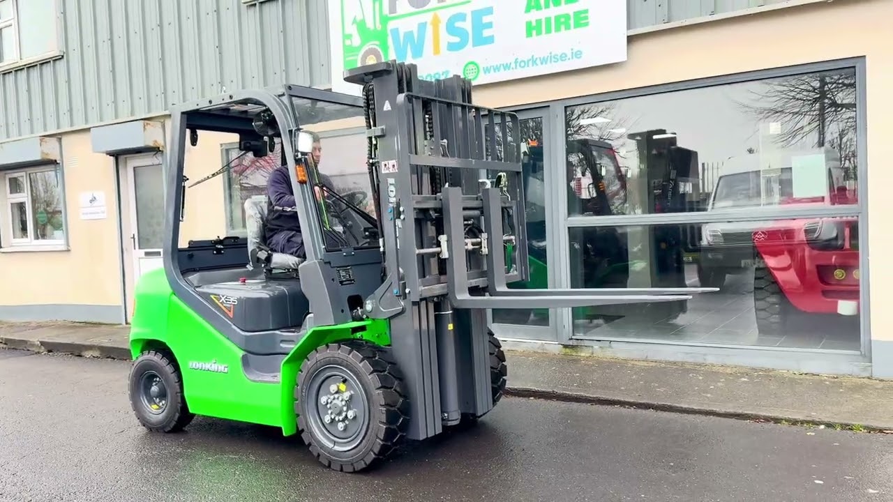 3.5 Ton Electric Forklift Lifting Like a Beast! ⚡💪 | Longking PowerSee the