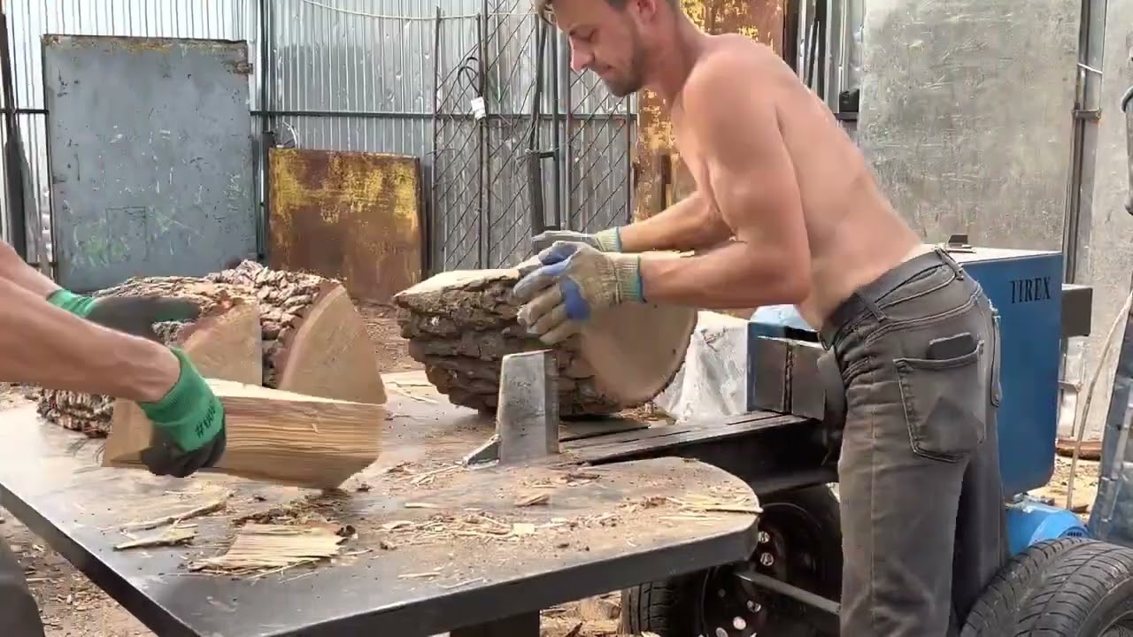 UNSTOPPABLE Log Splitter in Action
