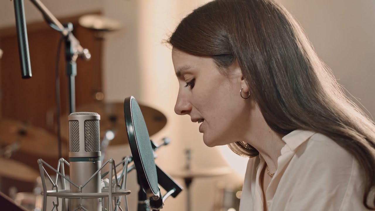 Take Us Home [Ellen Smith - LIVE SESSION]