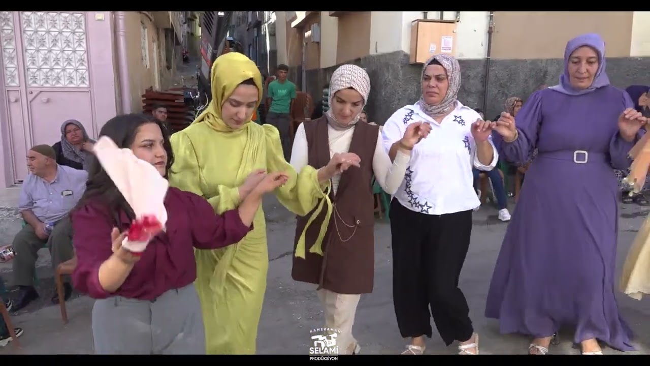 KAMERAMAN SELAMİ FARKIYLA KÜÇÜK KARAKUYULU ALİ KOÇ UN OĞLUNUN MUHTEŞEM DÜĞÜNÜ 1