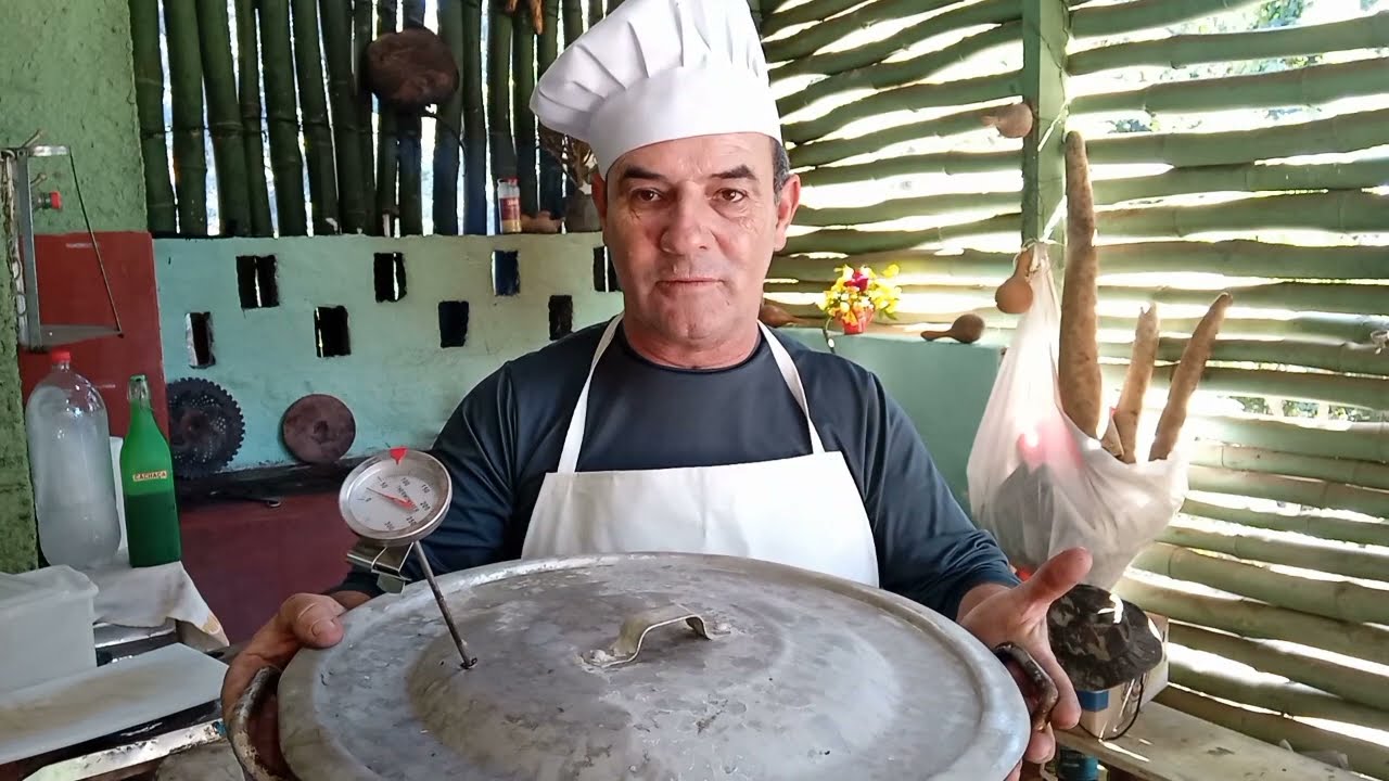 COXÃO MOLE DEFUMADO NA PANELA