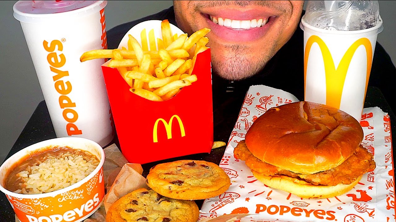 MCDONALD'S VS POPEYES MUKBANG CHICKEN SANDWICH FRIES RED BEANS RICE OREO MCFLURRY ASMR JERRY