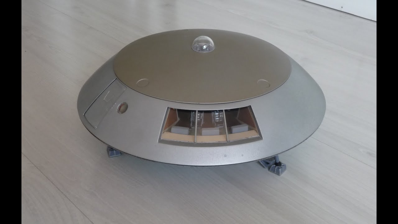 The Jupiter 2, from Lost in Space TV Series (video 1).