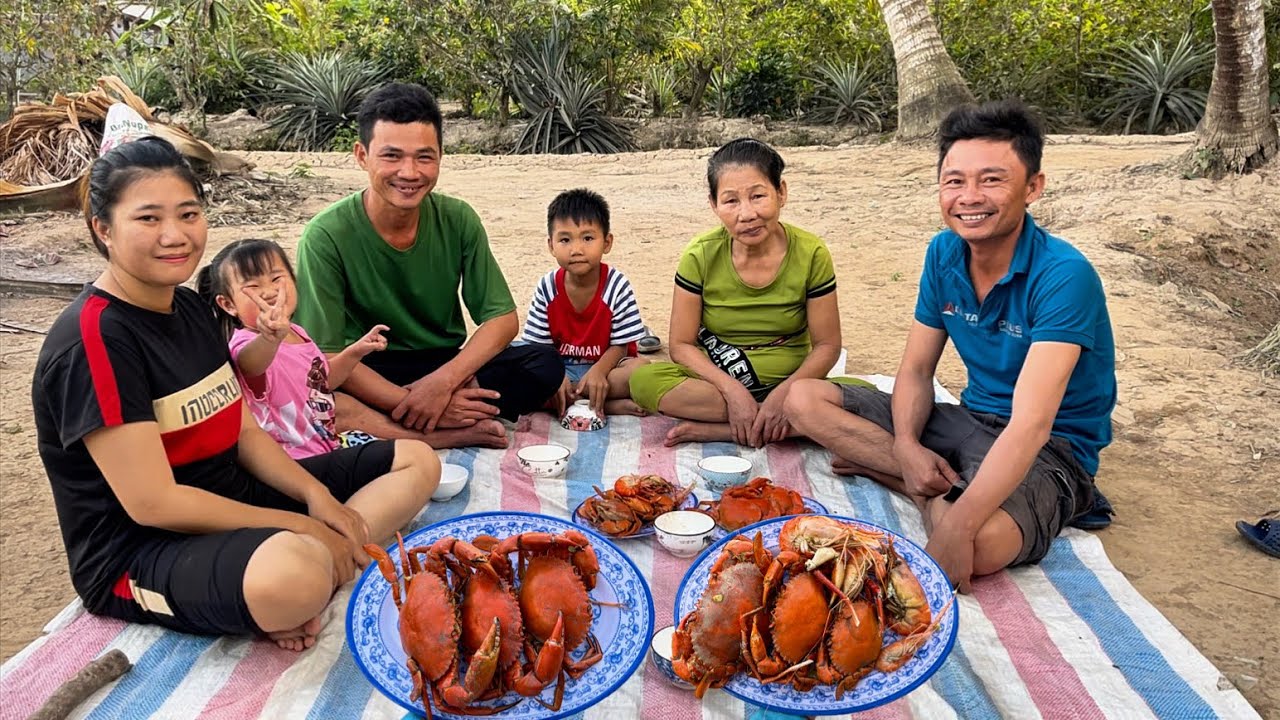 Hải Sản Tươi Ngon 0 Đồng Trúng Mánh Toàn Cua Ngon / UQMT/413