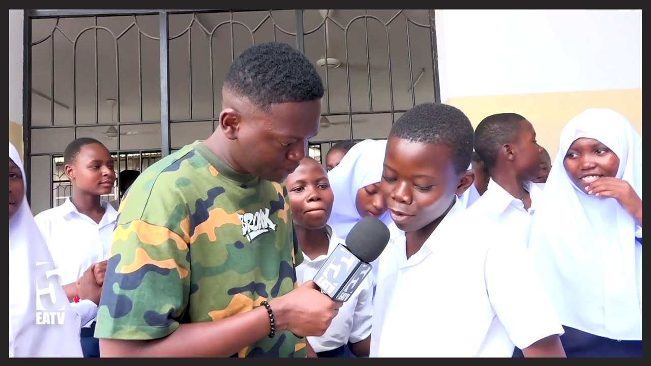 NOMA! WANAFUNZI WA ZAVARA SEKONDARI WAJITUTUMUA MBELE YA KAKA MKUU KWENYE Q&A YA SKONGA