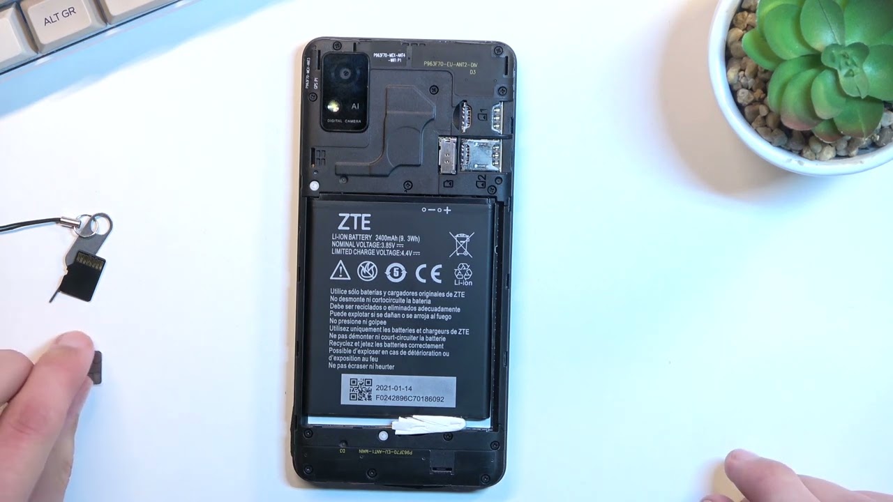 How to Insert SIM Card in ZTE Blade A31 - Install SD Card