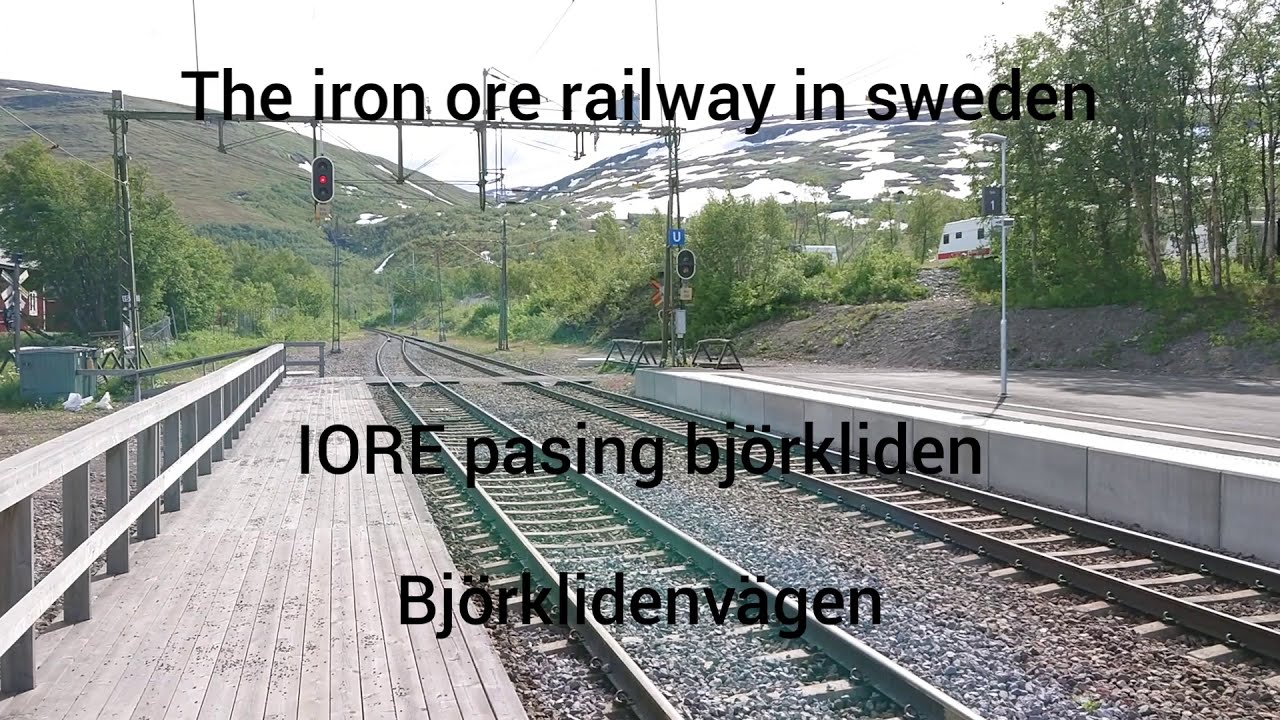 The iron ore railway (IORE 127 BJ&Oslash;RNFJELL+ IORE 125 SJISKA)