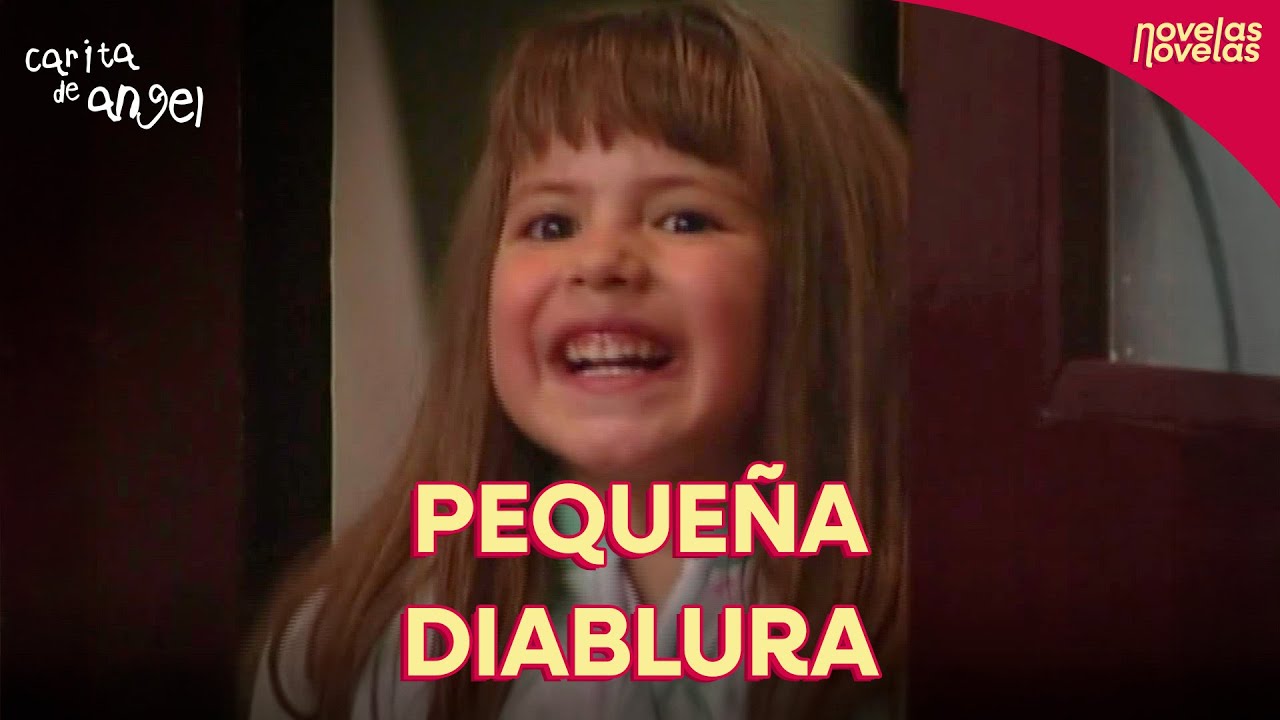 Dulce María le hace una travesura a Nicole para espantarla | Carita de Ángel