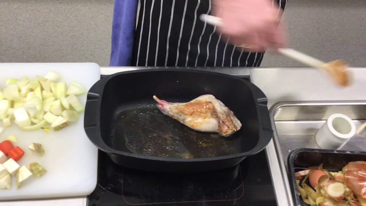 Geschmorte Kaninchenkeule
