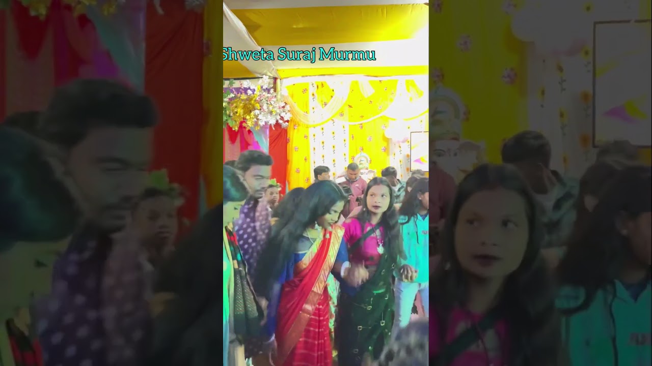 Humko to dance hi nhi aata 😫😂 #santali #bokaro #chaindance #shweta #suraj #santhalisong