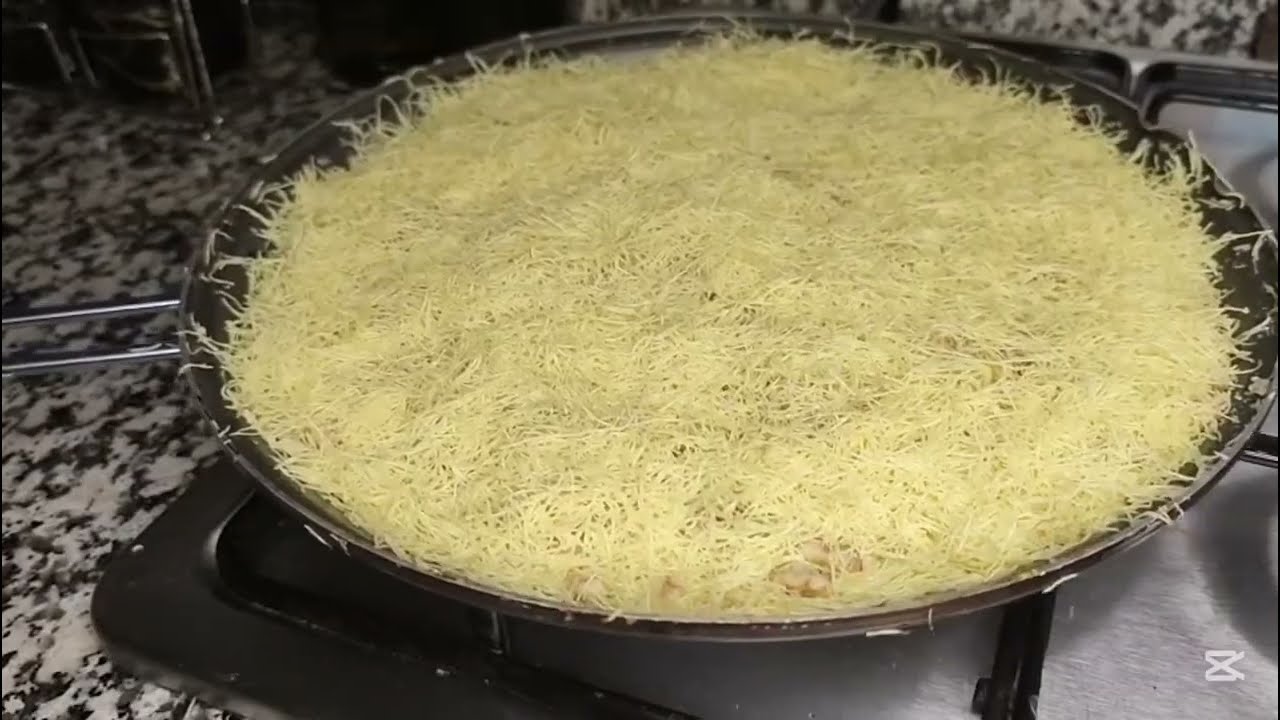 RAMAZAN'DA BU TATLI HARİKA OLUR😋#kadayıftatlısı #cevizlikadayıf#tatlı#kolaytatlı