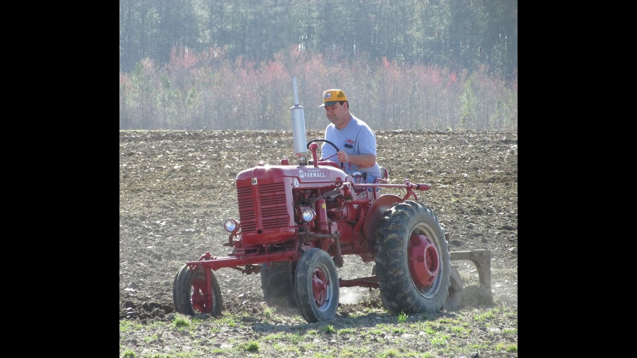 Differences between the Farmall Super A-1 and Super A-I By Al Jones